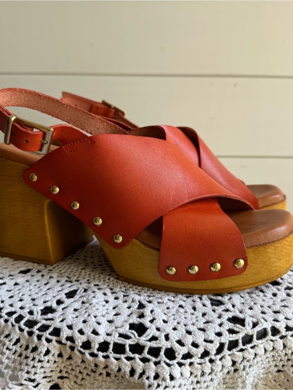 BTU Leather platform clog sandals